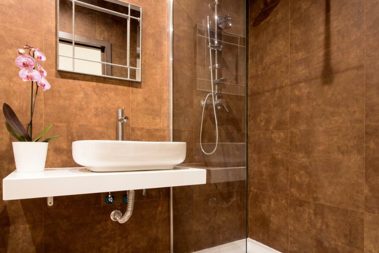 ליסבון Apartamentos Rosa Do Bairro Alto מראה חיצוני תמונה
